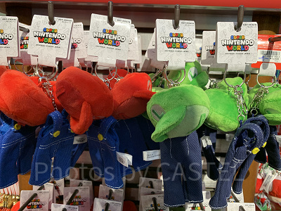 マリオ&ルイージ衣装のキーチェーン