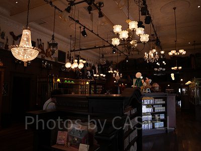 マクダックス・デパートメントストア　