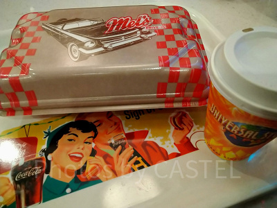 メルズドライブインはクラシカルなデザインも楽しい