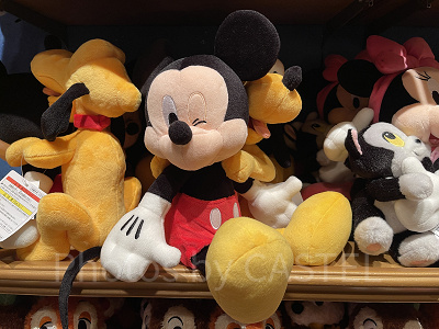 ディズニー】ミッキーのぬいぐるみ全種まとめ！ポージー