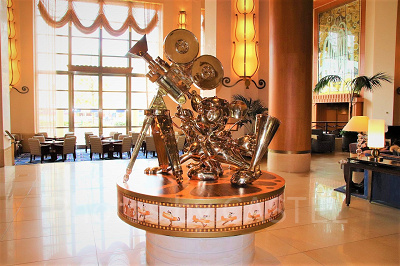 映画を撮るミッキー