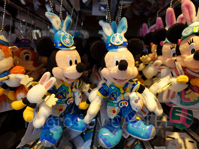 ミッキーぬいぐるみバッジ