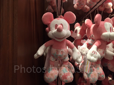 ミッキーぬいぐるみバッジ