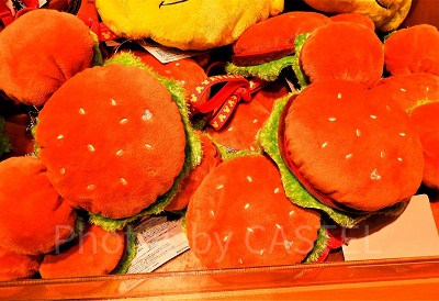 ミッキーシェイプのバーガー。…のバッグ！