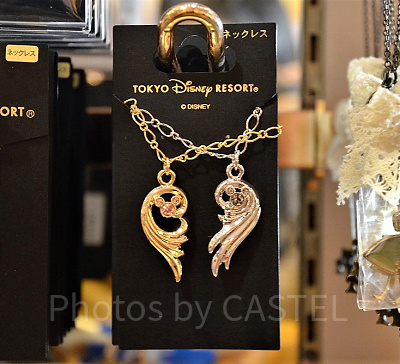 ミッキーのペアネックレス（羽モチーフ）