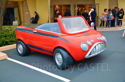 マイクの車