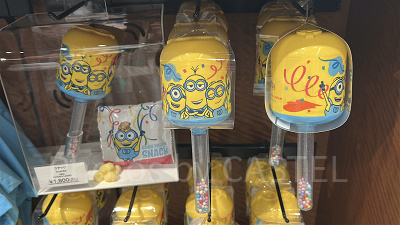 ミニオンマラカス型ケース入りスナック