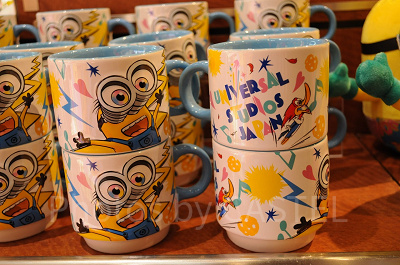 ミニオンの20周年マグカップ