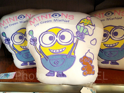 MINIONS Ice Cream Mischief ボブティムの接触冷感クッション