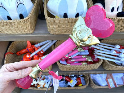 ミニーの光るバトン(光るおもちゃ)