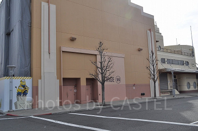 「モンスター・メーキャップ」はステージ14で運営されていた