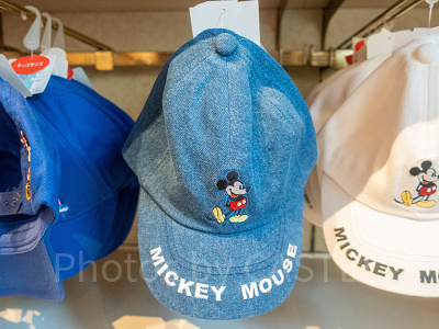 ミッキーがワンポイントの可愛いキッズ用キャップ