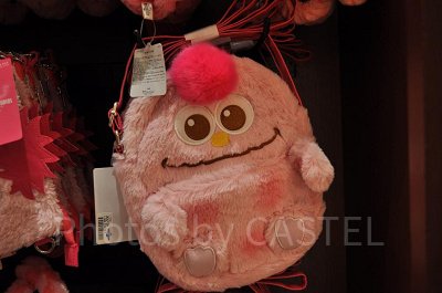 モッピーの卵型ポシェット