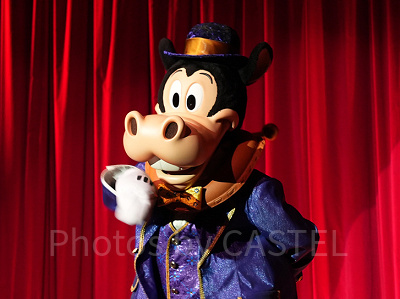 ニューフェイスのホーレス・ホースカラー