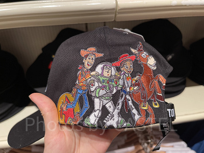 キャップ横(トイストーリーべスティーズグッズ)