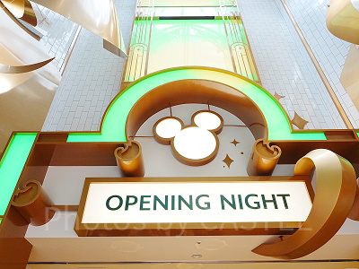 オープニングナイトをイメージした装飾