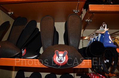 海外パーク キャスト限定 オズワルド イヤーハット 海外パーク キャスト限定 オズワルド イヤーハット 海外パーク