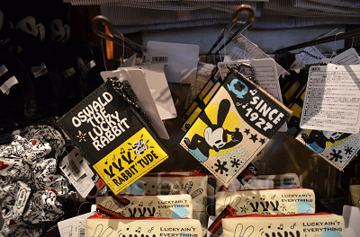 ディズニー　オズワルド　グッツセット Disney100 Oswald the Lucky Rabbit Collection」を4月28日（金