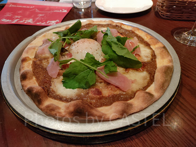 ピッツァ・ビスマルク