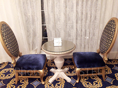 シンデレラルームの机の上にプレゼント