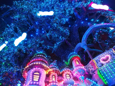 ピューロスイーツパーティのイルミネーション