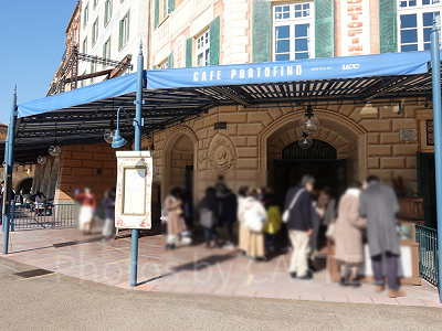 カフェ・ポルトフィーノの列