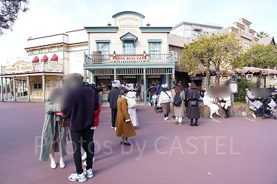 ペコスビル・カフェの待ち列(11時ごろ)