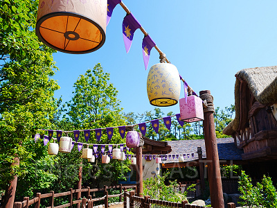 ディズニーストア　ラプンツェル　コロナ城 ディズニートミカ一覧 ディズニーストア☆塔の上のラプンツェル