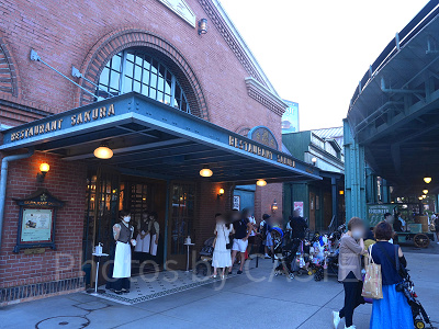 レストランの混雑状況