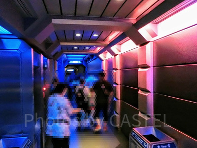 フライトグラスはボックスに戻します