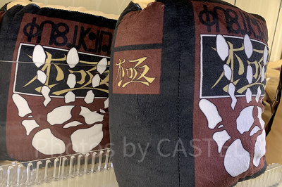 リバーシブルクッション（ユニバ×ハンターハンターグッズ）