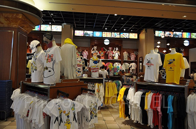 ロデオドライブスーベニア店内/USJ
