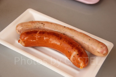 園内で食べられるソーセージはおみやげとしても人気