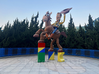 上海ディズニートイストーリーホテル：中庭