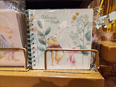 上海ディズニーくまのプーさんグッズ：植物柄のリングノート