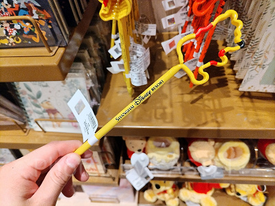 上海ディズニーくまのプーさんグッズ：シルエットペン（プーさん）