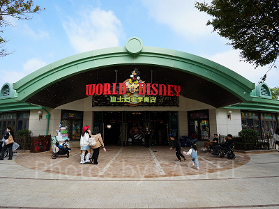 上海ディズニー:パーク外にある「ワールド・オブ・ディズニー・ストア」