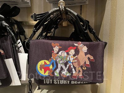 トイストーリーホテル ショルダーバッグとカチューシャ 2セット ぬっ 