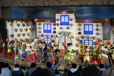 ショー「パテオ デル  カント～ダルネシアの秘密の花園」