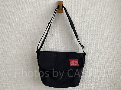 小さめのショルダーバッグ