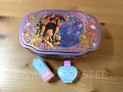 ディズニーお菓子缶活用法⑦:小さなおもちゃ入れ