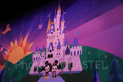 スモールワールドステーション