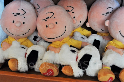 スヌーピー「A Love of Your Own」ぬいぐるみ（チャーリーブラウン）