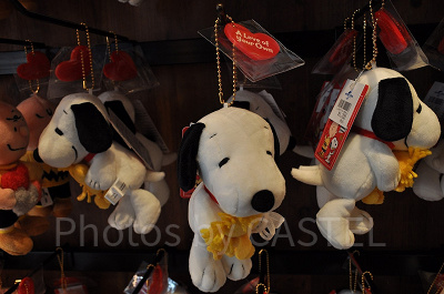 スヌーピー「A Love of Your Own」ぬいぐるみキーチェーン（スヌーピー）