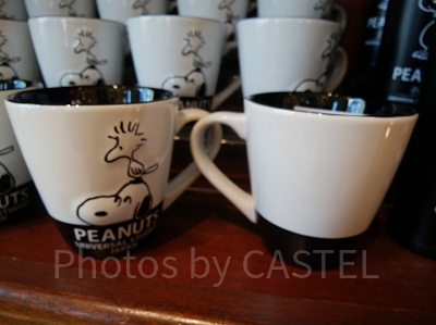 スヌーピーのモノトーンマグカップ