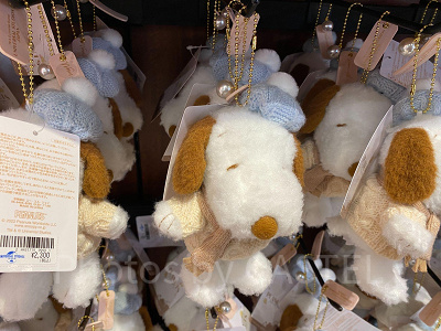 スヌーピーのぬいぐるみキーチェーン