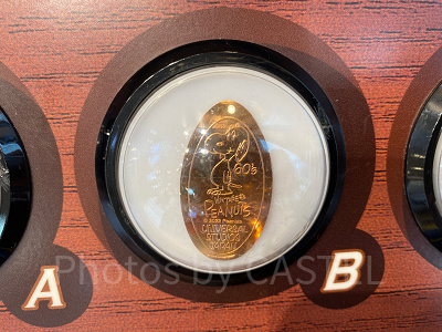 スヌーピー「VINTAG PEANUT」のスーベニアメダリオン