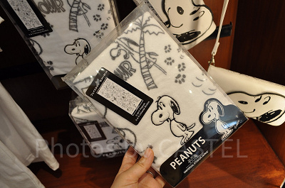 スヌーピー「VINTAGE PEANUTS」モノトーン/フェイスタオル