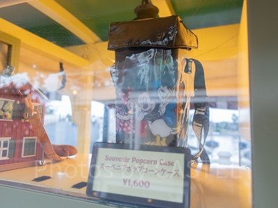 スーベニアポップコーンケース(ミッキー&フレンズ/ブラック)