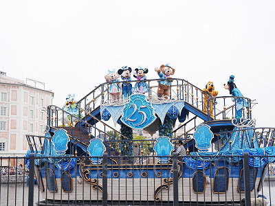 ザンビ前から見たスパークリング・ジュビリー・セレブレーション